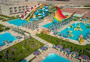 Hawaii Paradise Aqua Park Resort