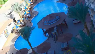 Hawaii Riviera Club