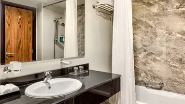 Hawthorn Suites By Wyndham Abu Dhabi