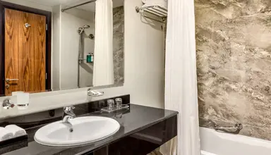Hawthorn Suites By Wyndham Abu Dhabi