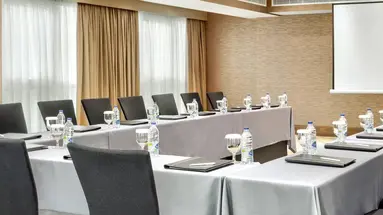 Hawthorn Suites By Wyndham Abu Dhabi