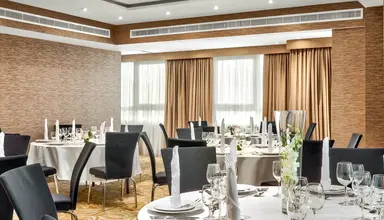 Hawthorn Suites By Wyndham Abu Dhabi