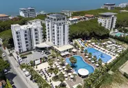 Henry Resort
