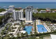 Henry Resort