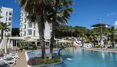 Henry Resort