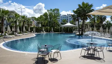 Henry Resort