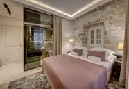 Heritage Leon Coronato