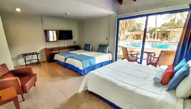 Hesperia Playa El Agua