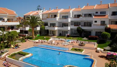 HG Cristian Sur Apartamentos