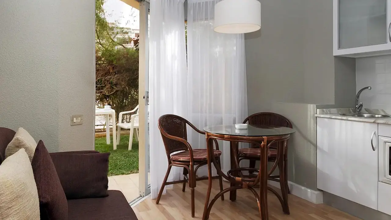 HG Tenerife Sur Apartamentos