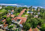 Hibiscus Beach & Villas