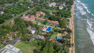 Hibiscus Beach & Villas
