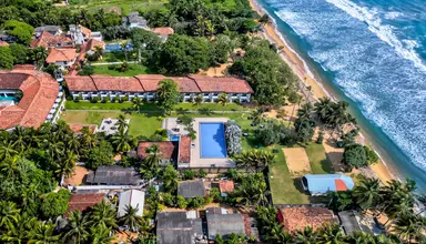 Hibiscus Beach & Villas