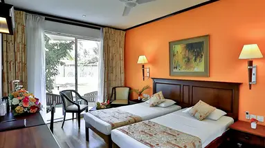 Hibiscus Beach & Villas