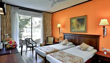 Hibiscus Beach & Villas