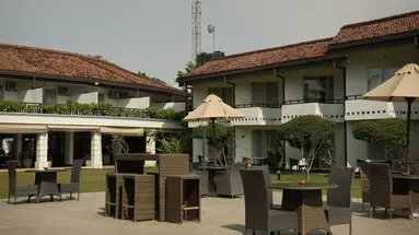 Hibiscus Beach & Villas