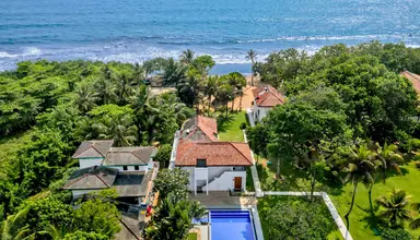 Hibiscus Beach & Villas