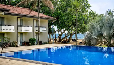 Hibiscus Beach & Villas