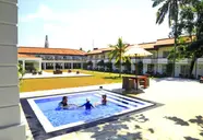 Hibiscus Beach & Villas