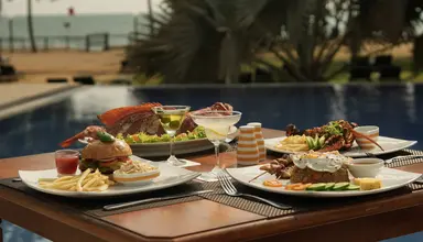 Hibiscus Beach & Villas