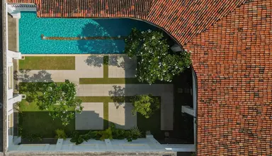 Hibiscus Beach & Villas