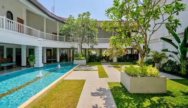 Hibiscus Beach & Villas