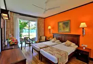 Hibiscus Beach & Villas