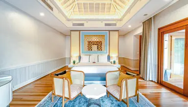 Hideaway Beach Resort & Spa