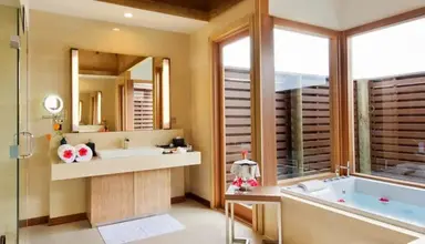 Hideaway Beach Resort & Spa