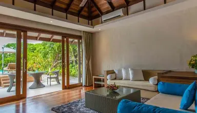 Hideaway Beach Resort & Spa