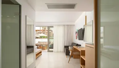 High Beach White The Villa Collection