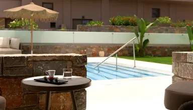 High Beach White The Villa Collection