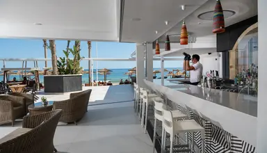 High Beach White The Villa Collection