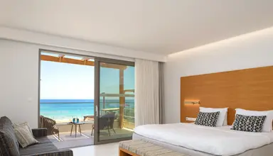 High Beach White The Villa Collection