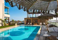 High Beach White The Villa Collection