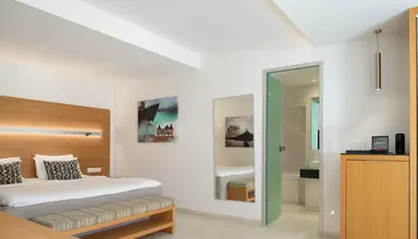 High Beach White The Villa Collection
