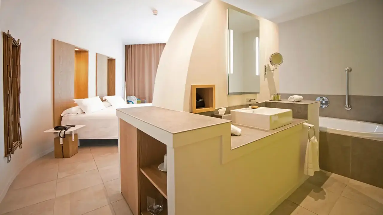 Higueron Curio Collection by Hilton 