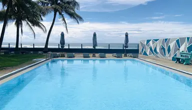 Hikkaduwa Beach