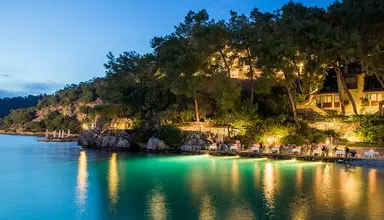 Hillside Beach Club