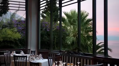 Hillside Beach Club