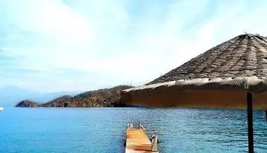 Hillside Beach Club