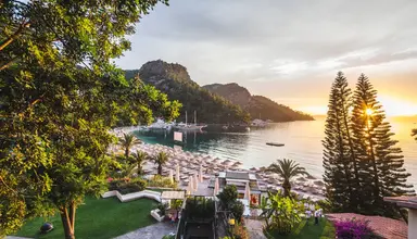 Hillside Beach Club