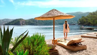 Hillside Beach Club