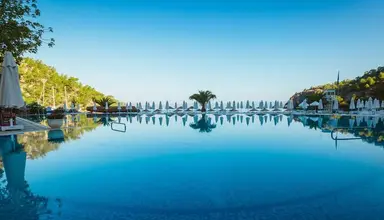 Hillside Beach Club