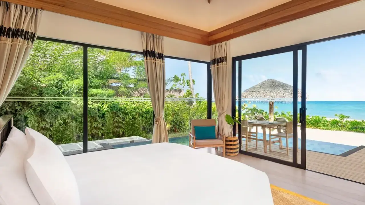 Hilton Amingiri Resort & Spa