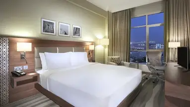 Hilton Garden Inn Dubai Al Muraqabat