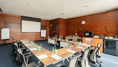 Hilton Garden Inn Dubai Jumeirah