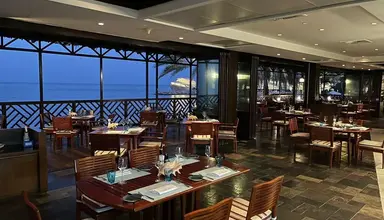 Hilton Muscat Al Bandar
