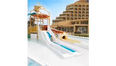 Hilton Plaza