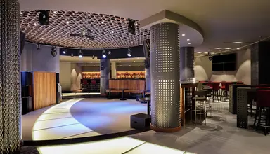 Hilton Plaza